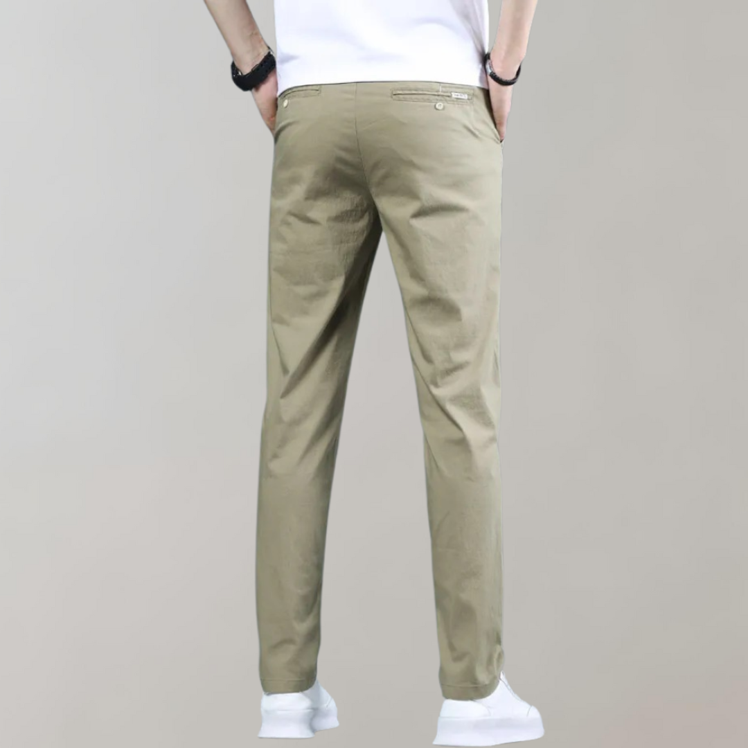 Eloy · Pantalón chino slim fit de tejido elástico