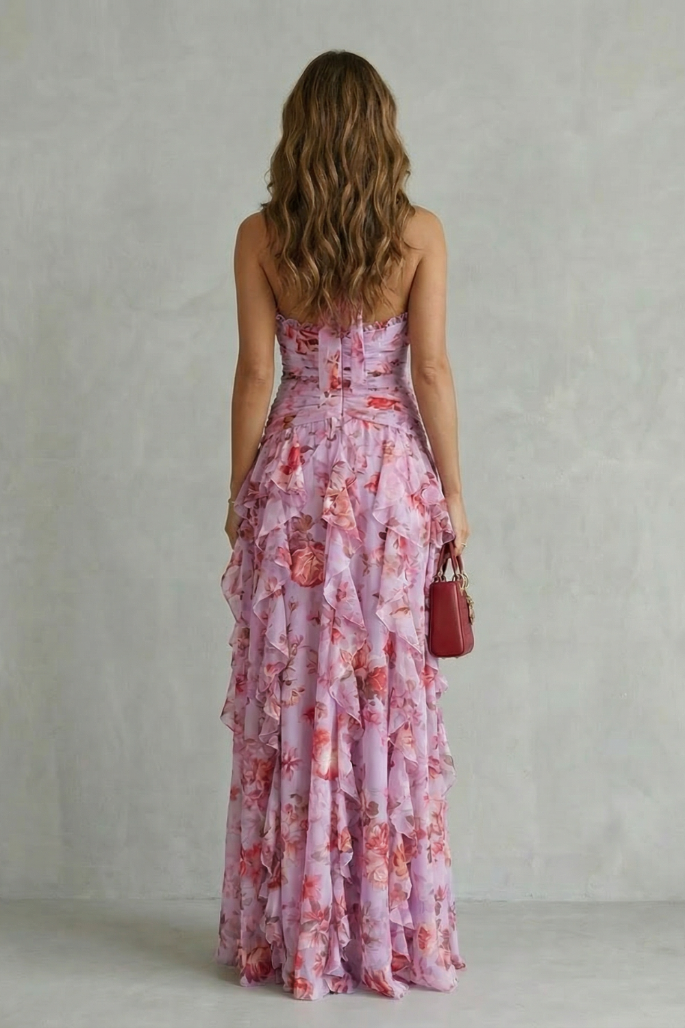 Belladina | Vestido largo romántico Cascada de Rosas con cuello halter