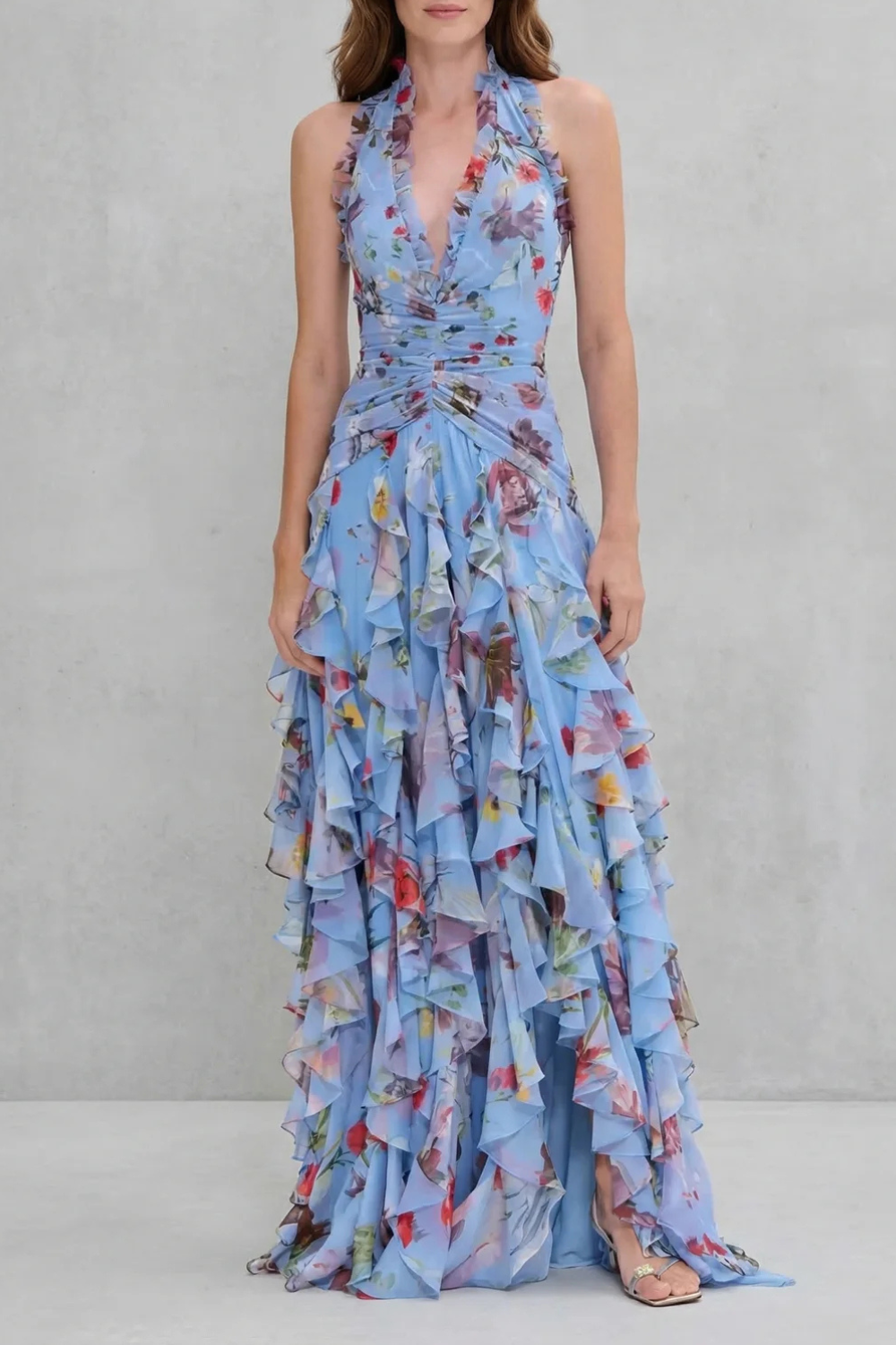 Belladina | Vestido largo romántico Cascada de Rosas con cuello halter