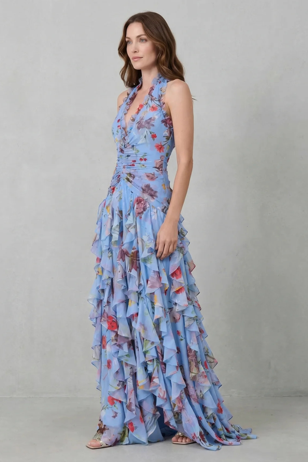 Belladina | Vestido largo romántico Cascada de Rosas con cuello halter