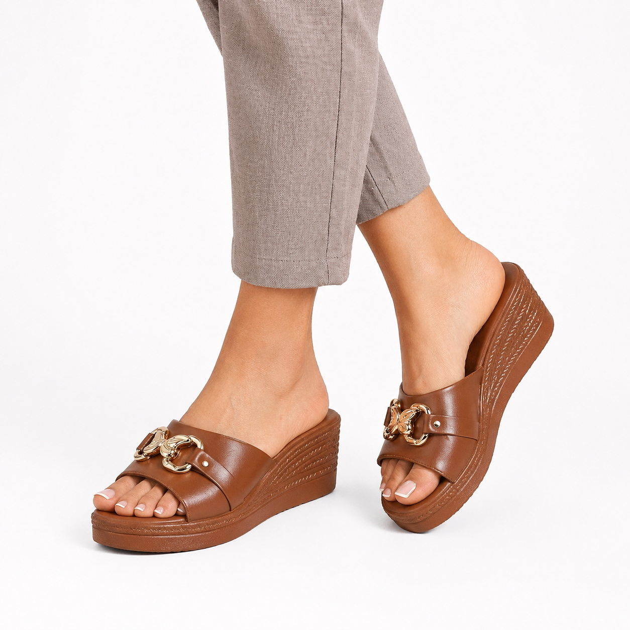 Mencía — Sandalias de cuña confort