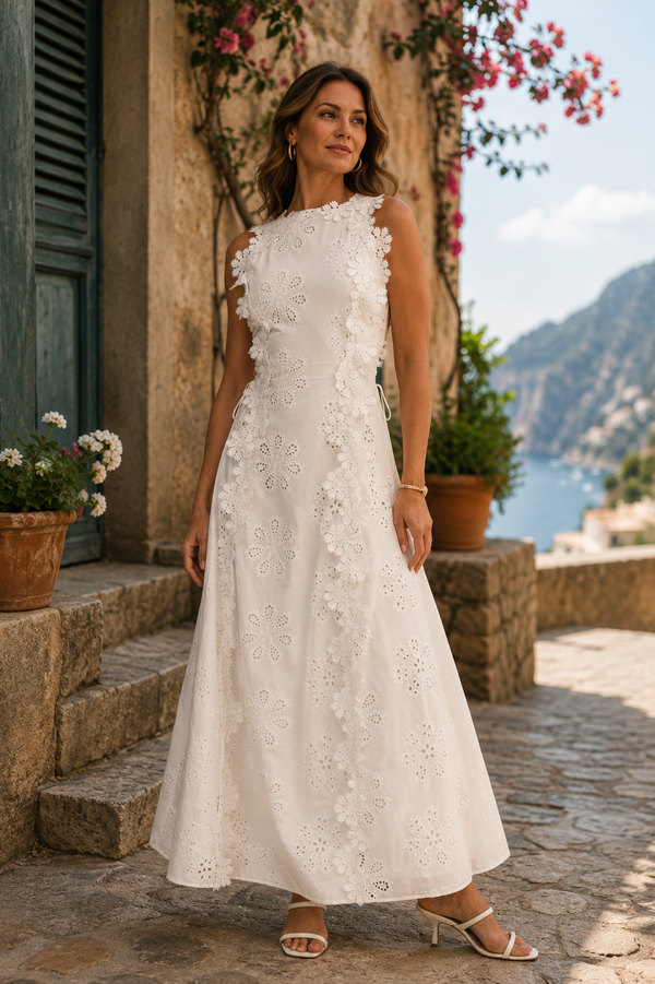 Della | Elegante vestido maxi bordado