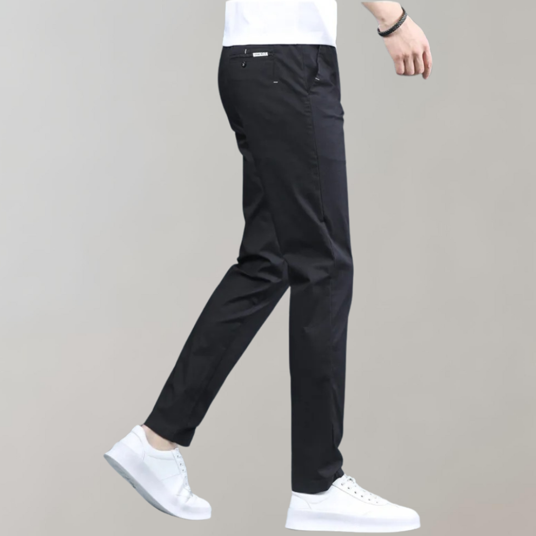 Eloy · Pantalón chino slim fit de tejido elástico