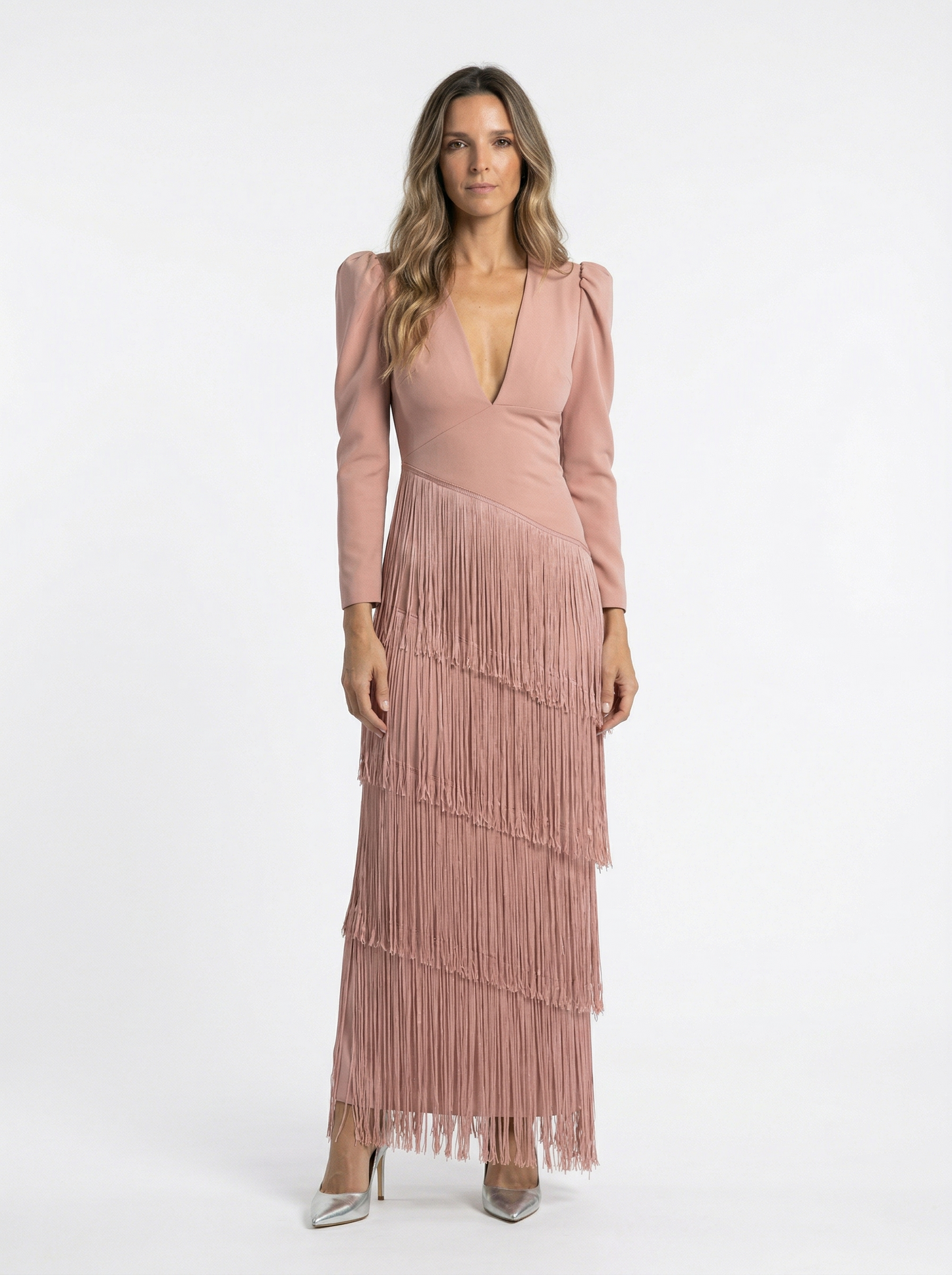 Clara — Vestido elegante de flecos con manga