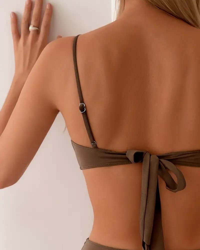 Amparo · Bikini bandeau con detalle dorado