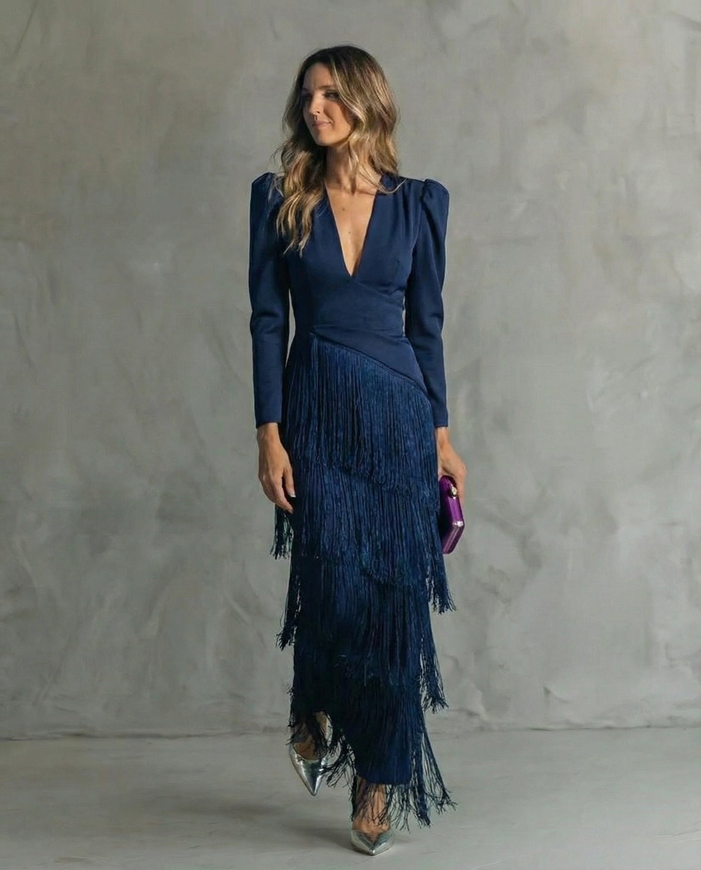 Chiara | Vestido elegante con mangas de flecos