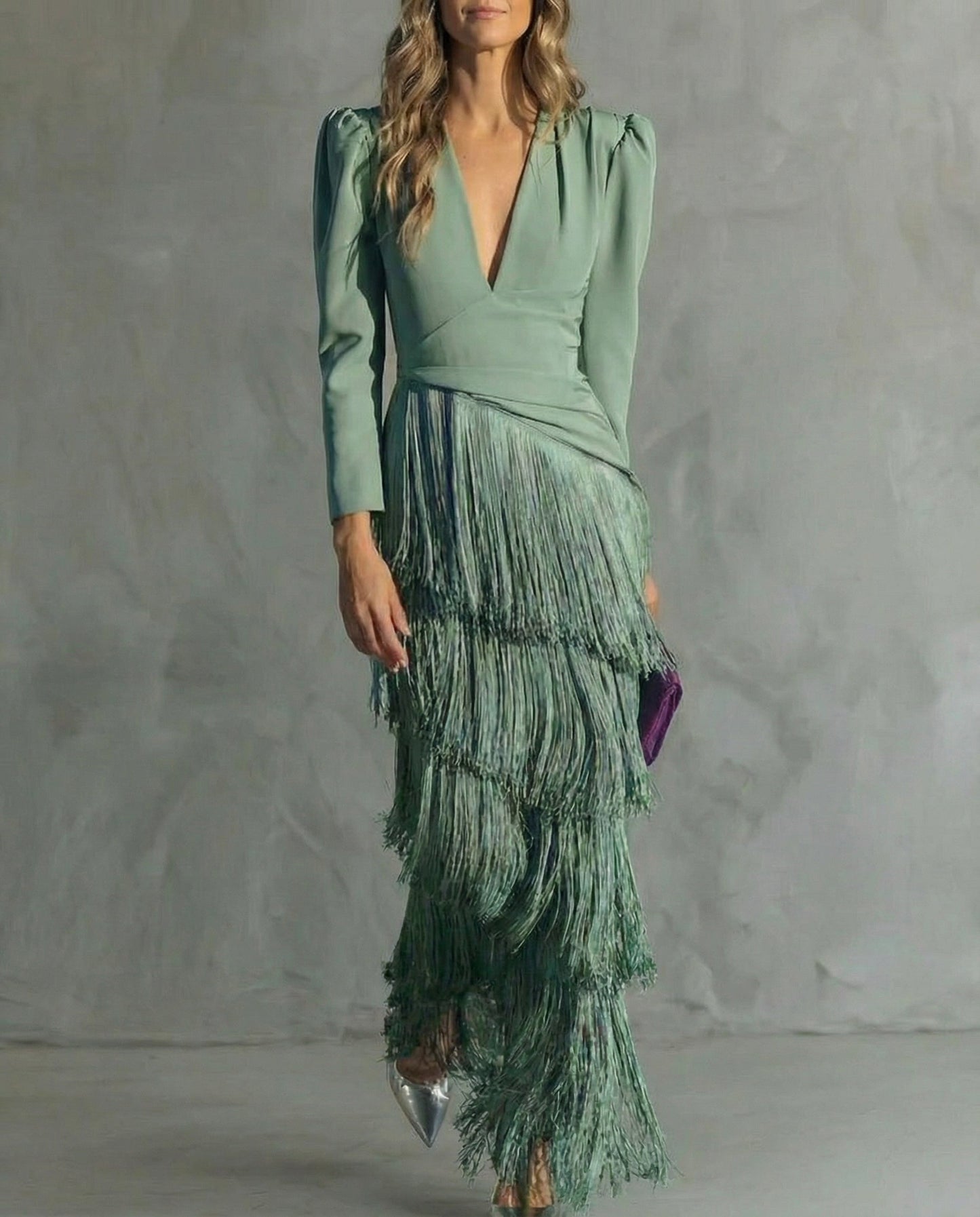 Chiara | Vestido elegante con mangas de flecos