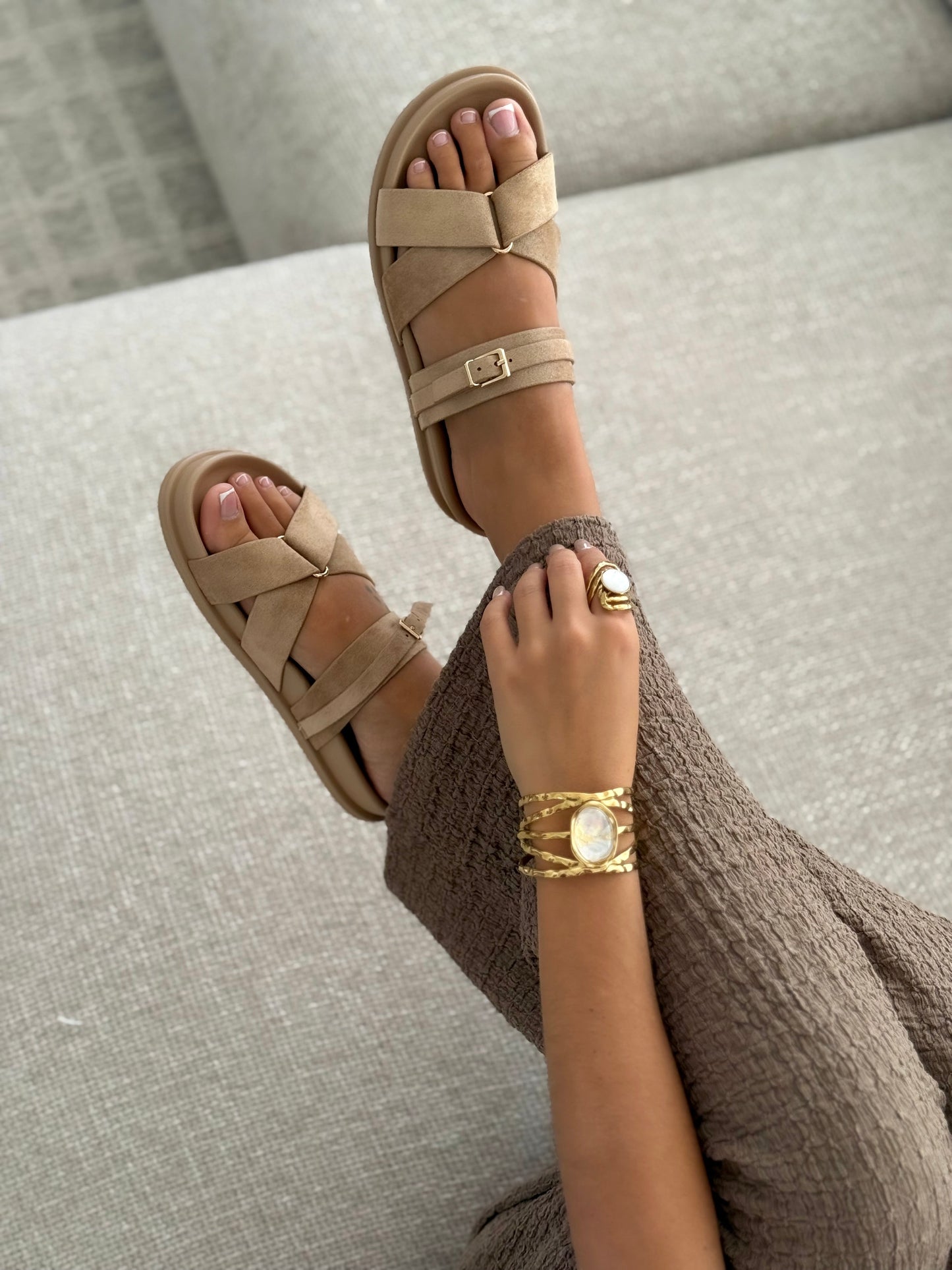 Romina — Sandalias en taupe