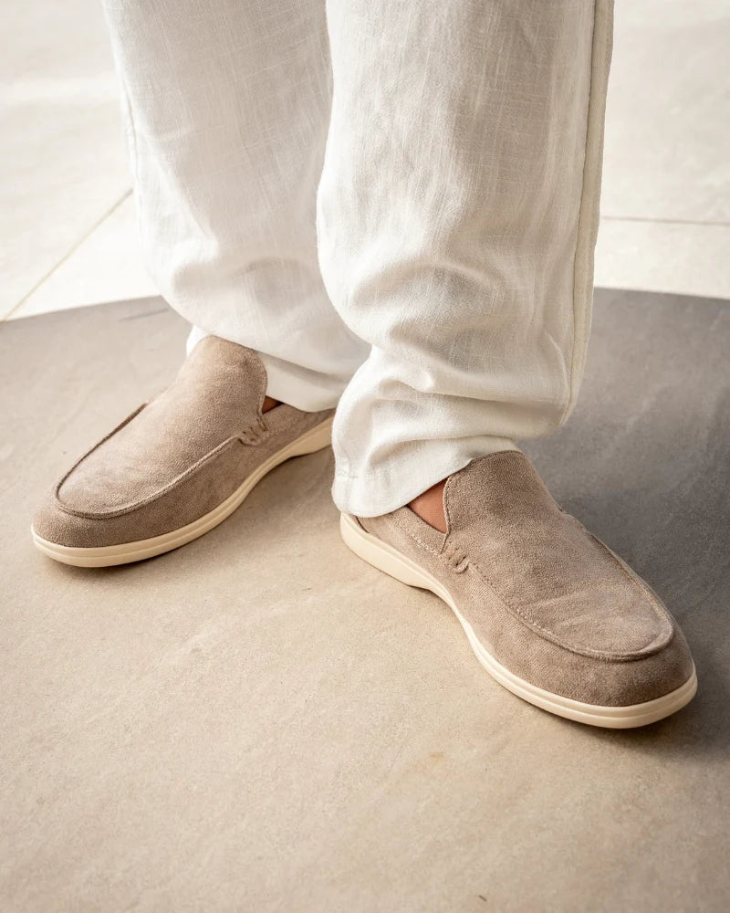 Gonzalo · Mocasines casuales de ante sin cordones