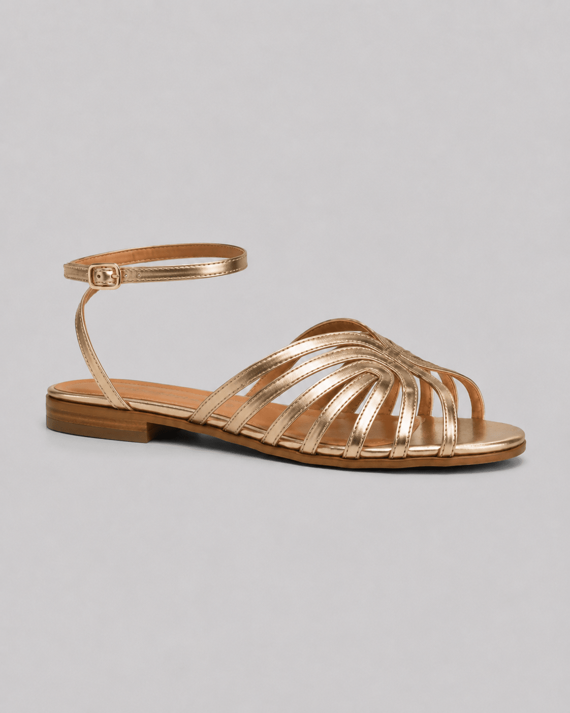 Victoria — Sandalias doradas con detalles joya
