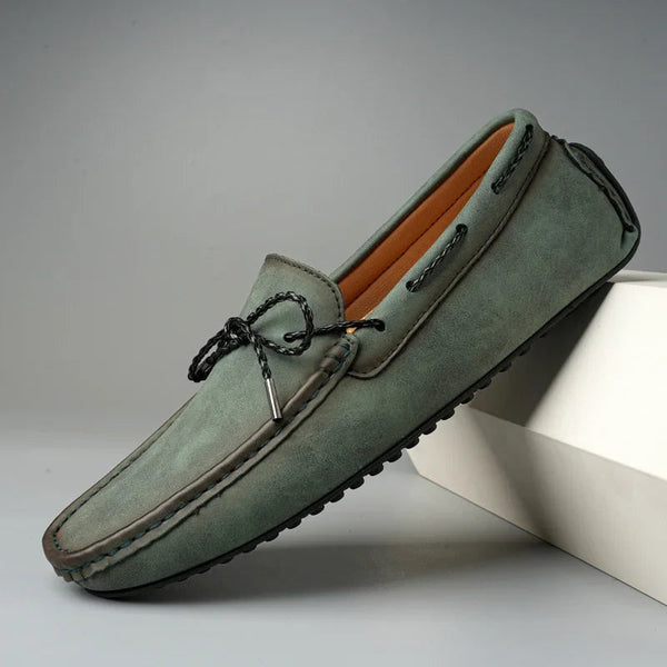 Mocasines de cuero con suela de goma