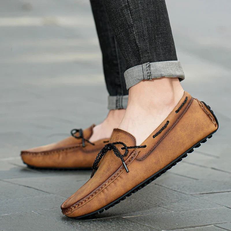 Roberto · Mocasines de cuero con suela de goma