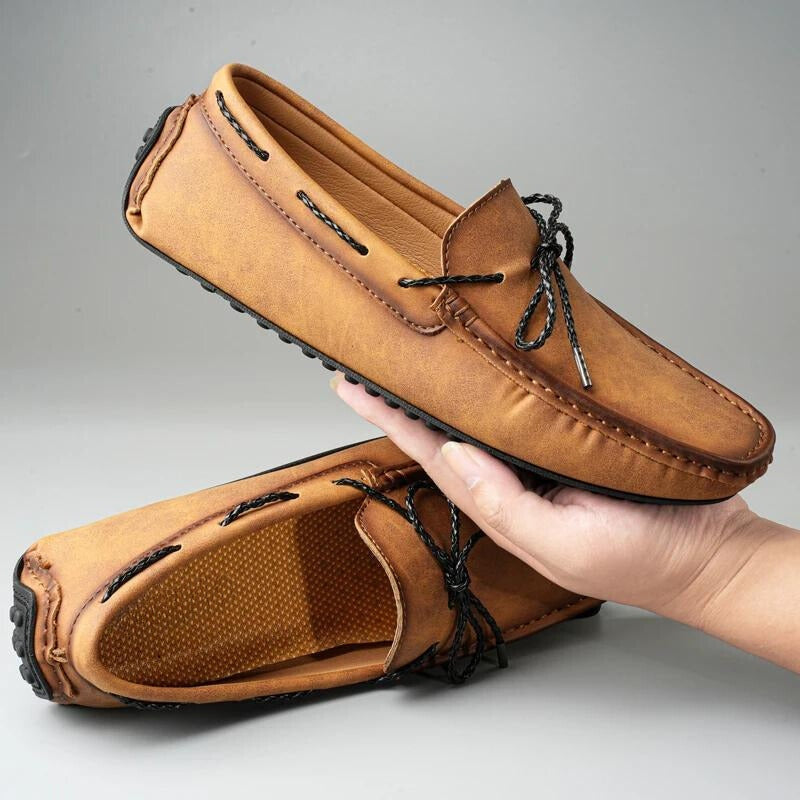 Roberto · Mocasines de cuero con suela de goma