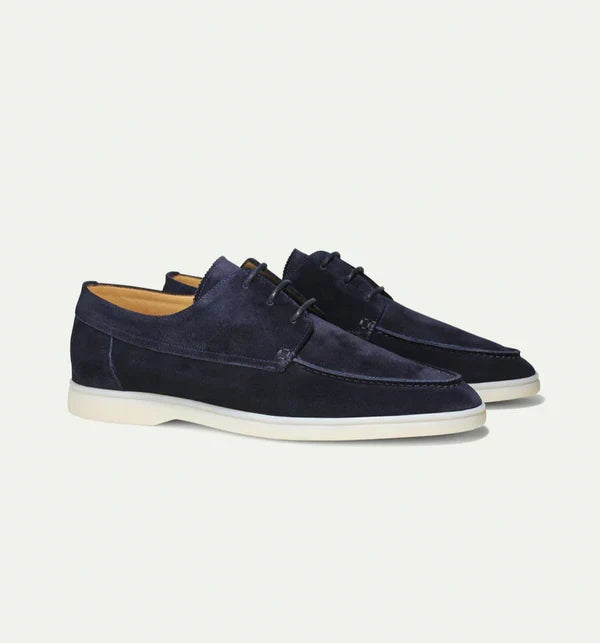 Rodrigo · Zapatos de ante con cordones y suela blanca