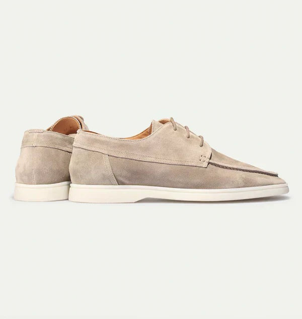 Rodrigo · Zapatos de ante con cordones y suela blanca